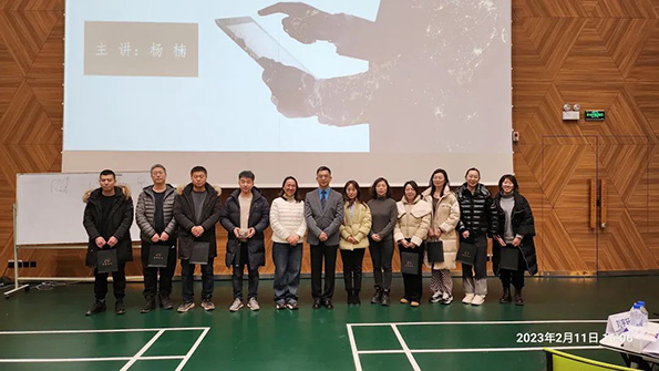 642b8cfd0b528.jpg 4.jpg